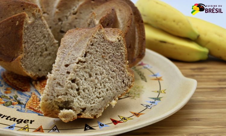 Une tranche de gâteau à la banane